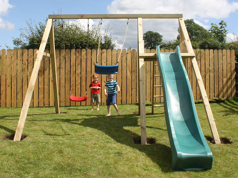 Tipperary Paving Centre - Climbing Frames Activity